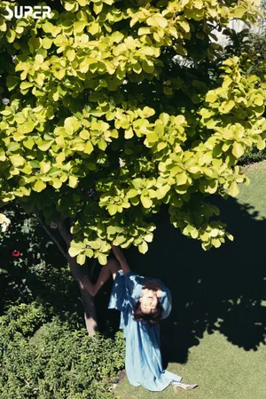 田沅优雅随性写真图片_2