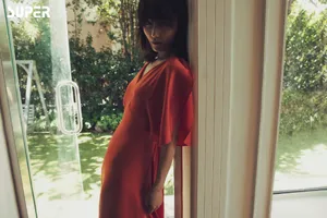 田沅优雅随性写真图片_7