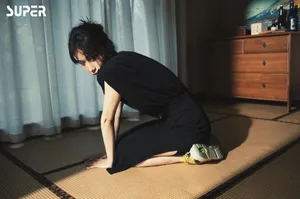 田沅优雅随性写真图片_17