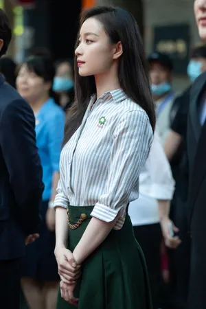 倪妮古典气韵性感活动照图片_3