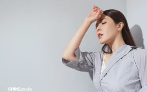 曾黎冷艳妩媚时尚写真大片_5