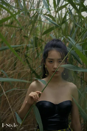 黄尧抹胸裙性感写真图片_3