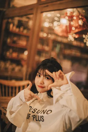 赖美云甜美俏丽写真图片_5
