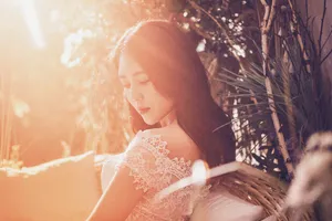 黎一萱白婚纱性感写真图片