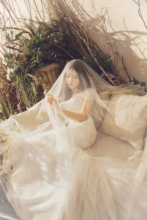 黎一萱白婚纱性感写真图片_5