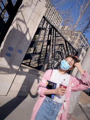 宣璐清爽私服街拍照图片_1