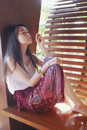 王萌黎清爽甜美写真图片_1