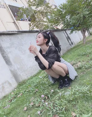 吴宣仪牛仔短裤活力私服图片_6
