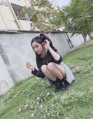 吴宣仪牛仔短裤活力私服图片_7