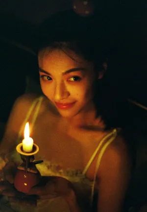 钟楚曦生日复古质感写真图片