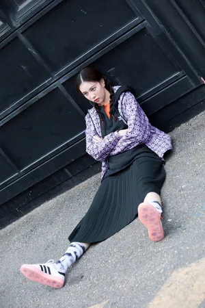 宋妍霏时尚靓丽写真图片