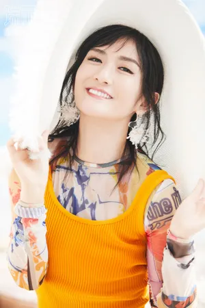 谢娜时尚靓丽封面大片写真图片_8