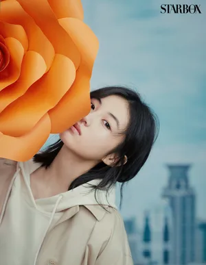 张子枫甜美时尚写真图片_1