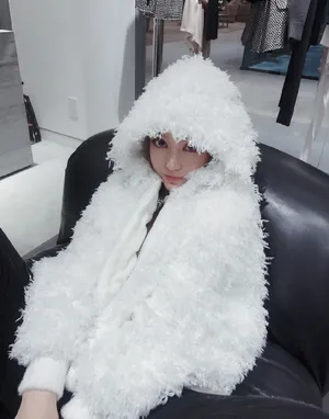周扬青清新性感户外写真_7