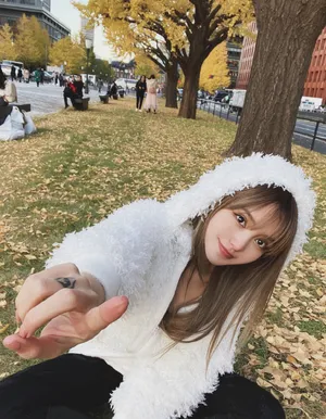周扬青清新性感户外写真_8