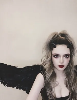 周扬青鬼魅妆容性感cos写真_6