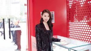 贾青亮片衫时尚写真图片_6