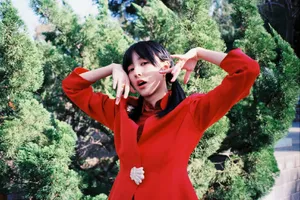 王悦伊复古胶片风写真图片_7