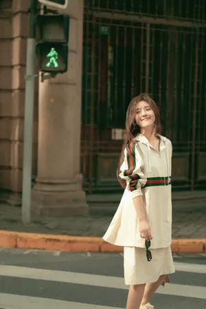 赵露思清新少女风写真图片