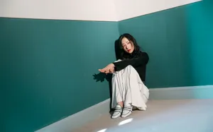 韩雪亮片裙性感优雅写真图片_3