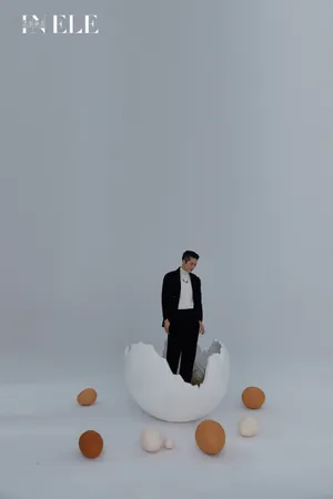 刘端端酷帅黑白写真大片_8