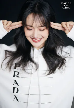 郑爽长卷发温婉写真图片_3