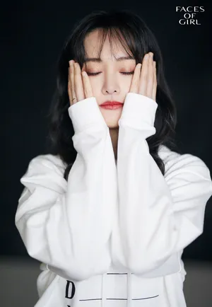 郑爽长卷发温婉写真图片_6