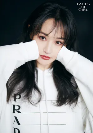 郑爽长卷发温婉写真图片_8