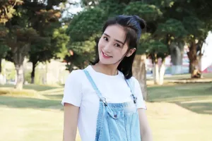 黄洋洋简约私服俏丽写真图片_2