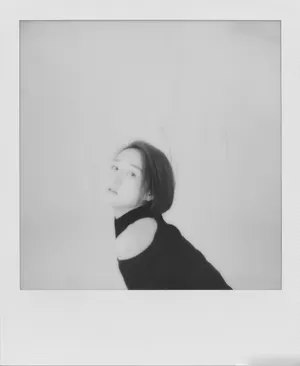 黄洋洋黑白优雅写真图片_5