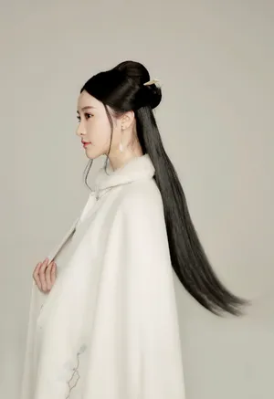刘丁菡古风性感唯美写真图片_5