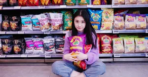 王嵛清新俏皮私服写真图片_8