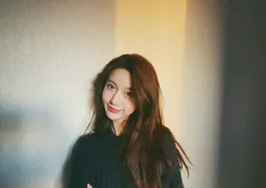 王子璇清新俏皮自拍图片_3