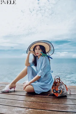 杜若溪海边优雅风情写真图片