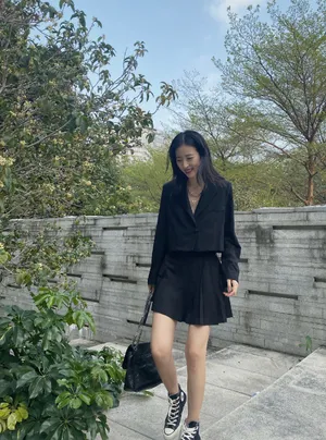 周雨彤暗黑系酷美写真图片