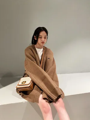 欧阳娜娜俏皮单马尾私服照图片_2