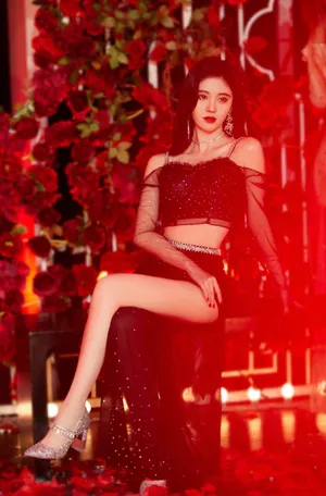 鞠婧祎迷人性感舞台照图片_7