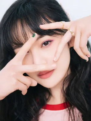 郑爽清爽甜美春日大片写真图片_3