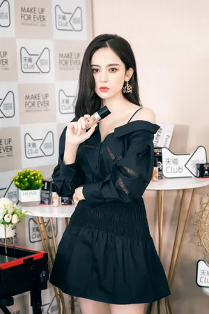 娜扎优雅性感品牌活动图片_8