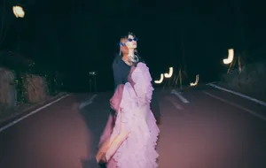 袁娅维撩人长腿性感写真
