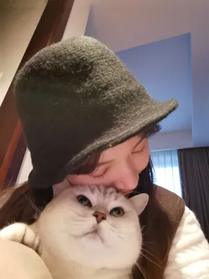 陈瑶甜美俏皮自拍照图片_1