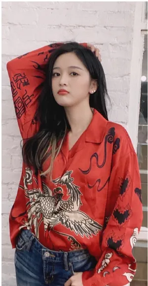 吴宣仪中国风衬衫私服照图片_2