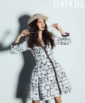 林允儿性感时尚画报写真图片_4