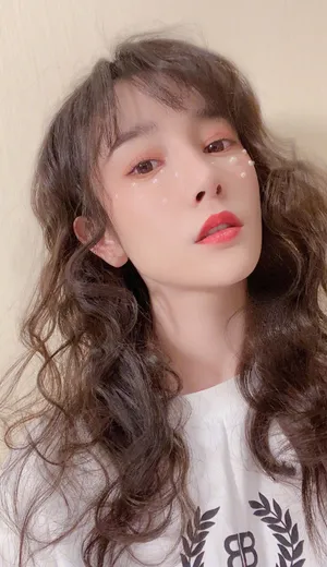 张檬清爽甜美自拍图片_5