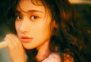 何宣林复古妩媚写真图片