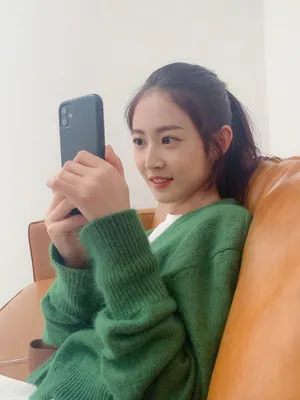陈钰琪俏丽私服照图片