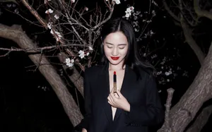 王智性感飒美代言写真图片_3