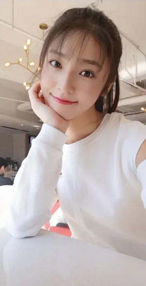 马瑞灵动俏皮自拍图片_3