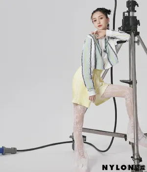 angelababy麻花辫封面写真图片