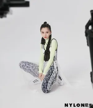 angelababy麻花辫封面写真图片_3